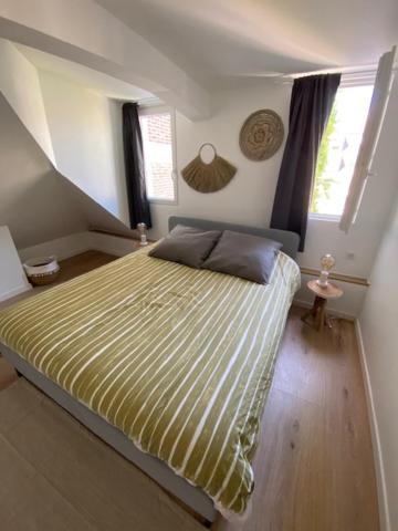Апартаменты Duplex Proche Gare Vue Tour Perret Avec Parking Gratuit Амьен Экстерьер фото