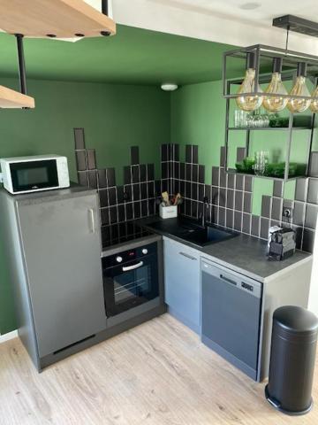 Апартаменты Duplex Proche Gare Vue Tour Perret Avec Parking Gratuit Амьен Экстерьер фото